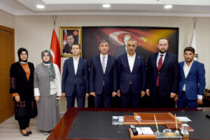 Ak Parti Şanlıurfa İl Başkanı Kırıkçı Hilvan Belediyesini ziyaret etti