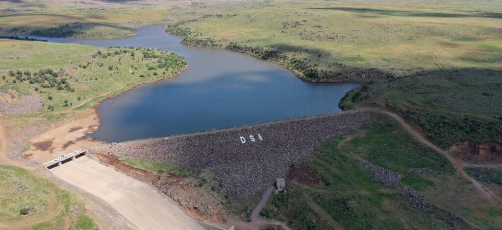 Şanlıurfa’da sulamaya açılan Külhan Barajı ekonomiye katkı sağlayacak