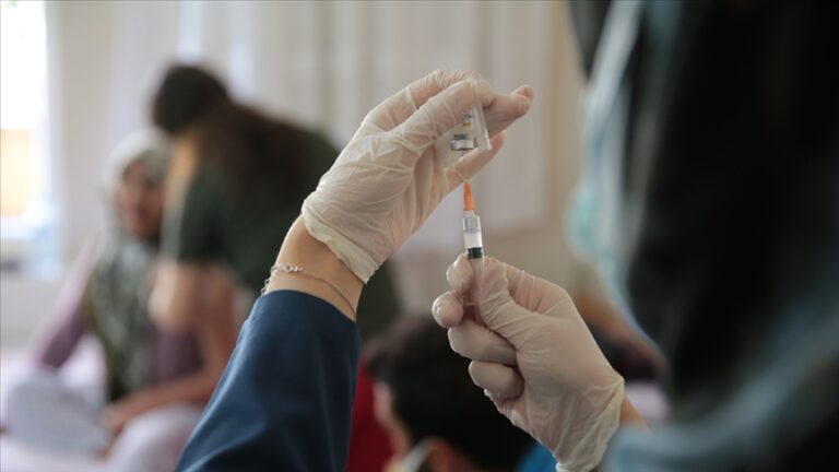 Türkiye’nin koronavirüsle mücadelesinde son 24 saatte yaşananlar