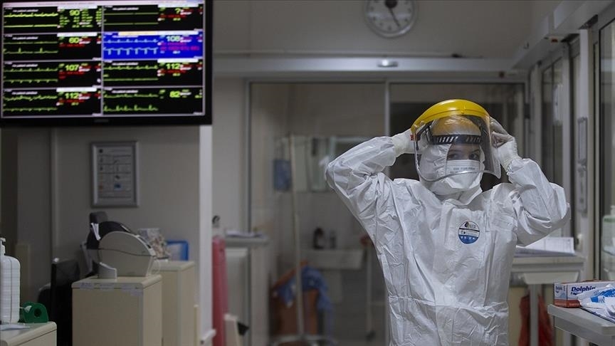 Türkiye’de 5 bin 160 kişinin Kovid-19 testi pozitif çıktı