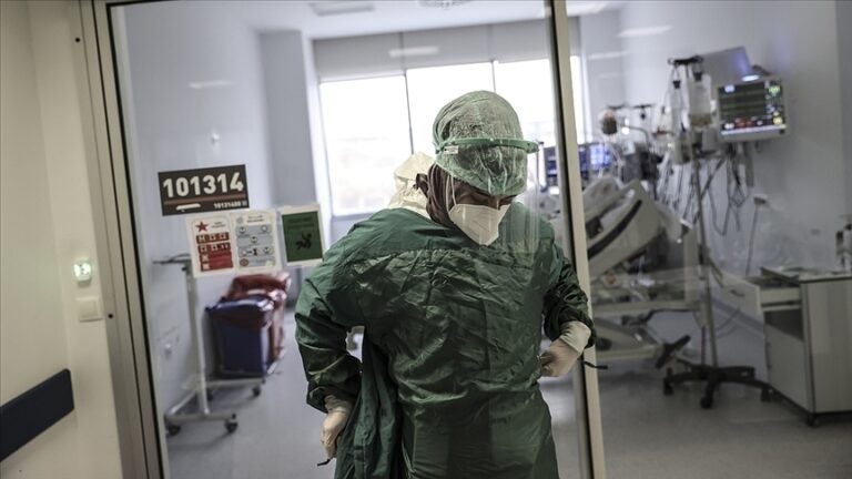 Türkiye’de 22 bin 161 kişinin Kovid-19 testi pozitif çıktı, 60 kişi hayatını kaybetti