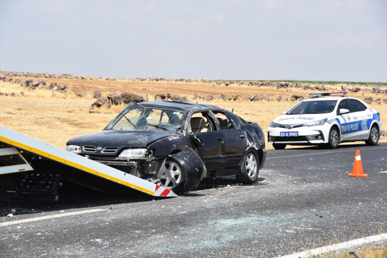Şanlıurfa’daki trafik kazasında 4 kişi yaralandı