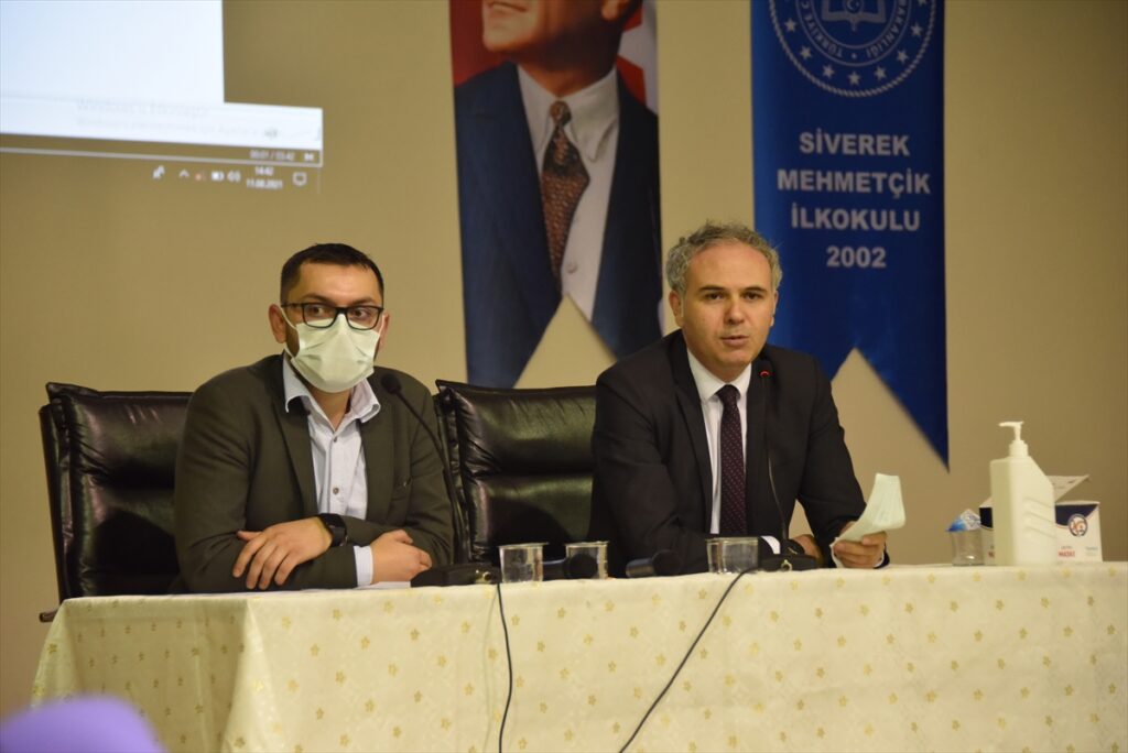 Şanlıurfa’da Kovid-19 aşısı bilgilendirme toplantıları sürüyor