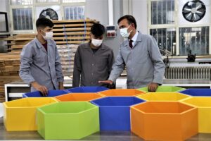 Şanlıurfa’da meslek lisesi öğrencileri yaptıkları üretimle ekonomiye katkı sağlıyor