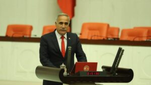 Aziz Aydınlık, gazeteciye yapılan çirkin saldırıyı kınadı