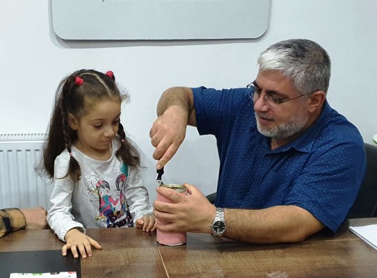 Şanlıurfa’da Kumbarasındaki parayı mağdur olan vatandaşlara bağışladı