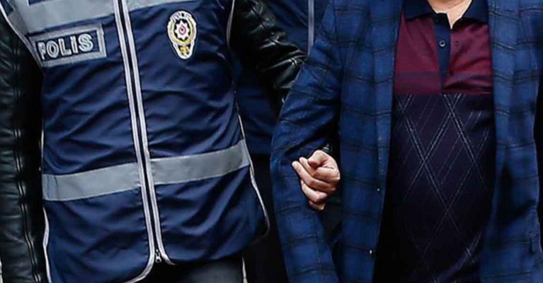 Urfa’da sokak satıcılarına baskın: 4 gözaltı