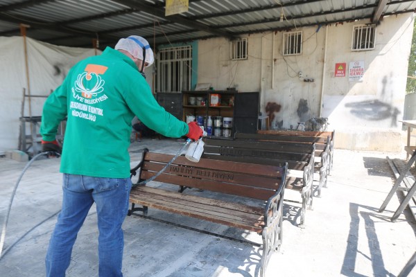 Haliliye’deki bank ve kamelyalar onarılıyor