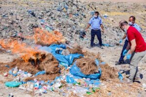 Şanlıurfa’daki iş yerinde bozulan mallar imha edildi