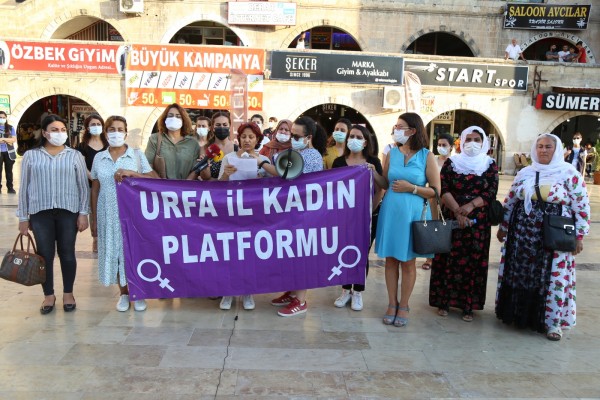 Şanlıurfalı kadınlardan Afganistanlı kadınlara destek