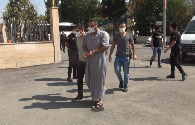 Şanlıurfa’da “Dolandırıcılık” suçundan aranan şahıs gözaltına alındı