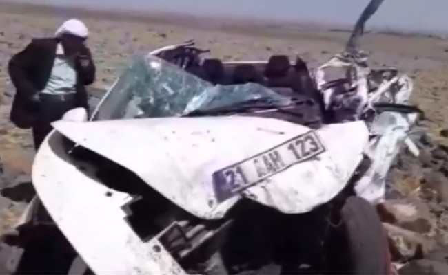 Siverek’te otomobil şarampole devrildi: 1 ölü