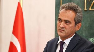 Milli Eğitim Bakanı Özer: Okullarımızın maskeden dezenfektana kadar tüm ihtiyaçları giderilmiş durumda