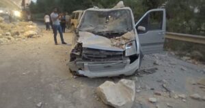 Birecik’te heyelan: 2’si ağır 3 yaralı