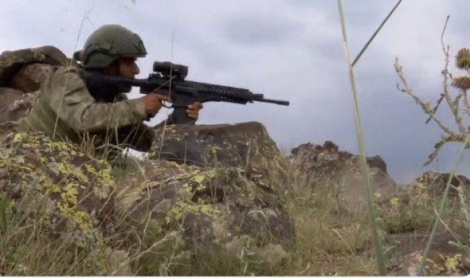 Şanlıurfa sınırında 4 PKK/YPG’li terörist etkisiz hale getirildi!