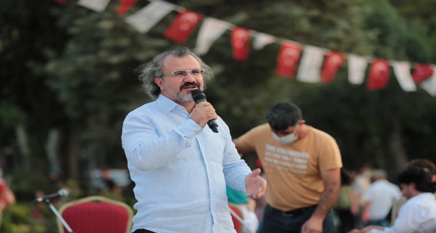 Eğitimci – Yazar Sıtkı Aslanhan Şanlıurfa’da gençlerle buluştu