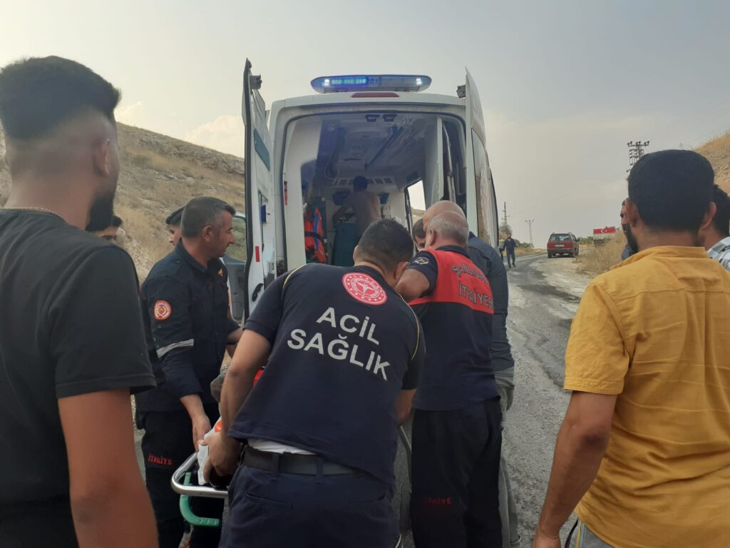 Şanlıurfa’da traktör devrildi 1 yaralı