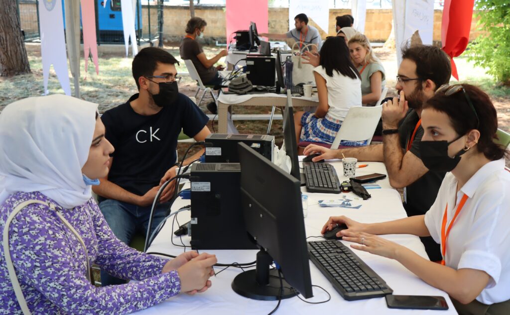 Şanlıurfa’da öğrencilere YKS sonrası tercih desteği veriliyor