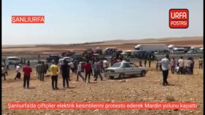 Şanlıurfa’da çiftçiler elektrik kesintilerini protesto ederek Mardin yolunu kapattı