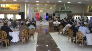 Siverekli muhtarlar Zeynel Abidin Beyazgül’e tepki gösterdi