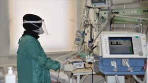 Türkiye’de 21 bin 372 kişinin Kovid-19 testi pozitif çıktı, 157 kişi hayatını kaybetti