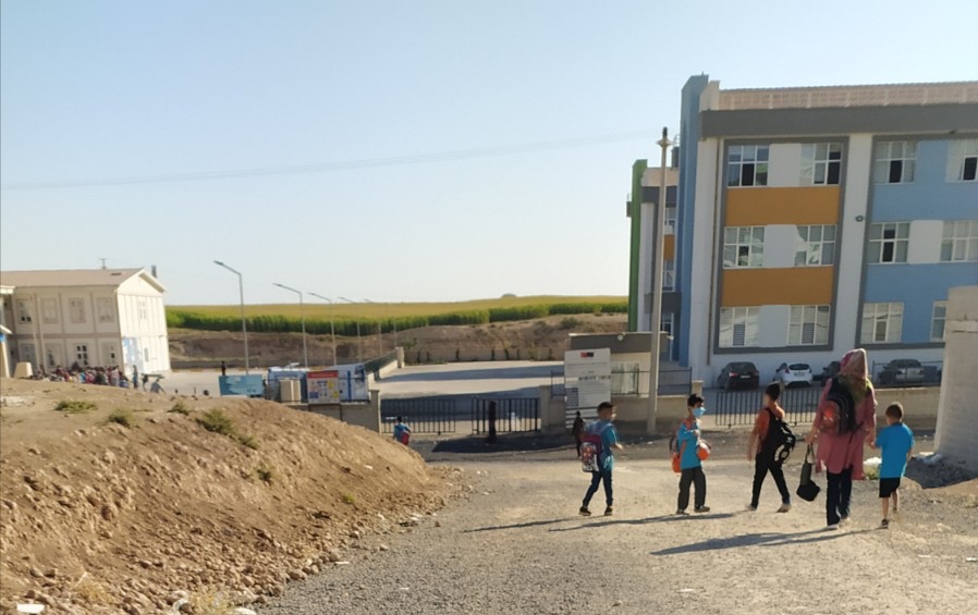 Ceylanpınar’da velilerin okul yolu endişesi