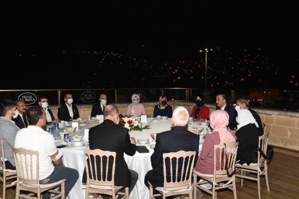 Şanlıurfa’da Gaziler onuruna yemek programı düzenlendi