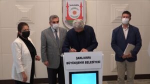 Grandi, Beyazgül ile görüştü