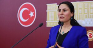 HDP’li Sürücü, Harran Üniversitesi Tıp Fakültesinde birçok bölümün kapalı olduğunu savundu