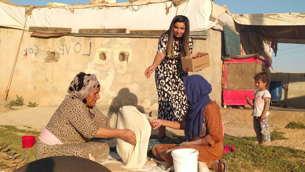 Şanlıurfa’da İsot temizleyen kadınlara dondurma ikramı