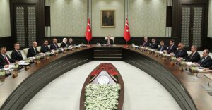 Kabine toplanıyor: Yeni Kovid-19 önlemleri gündemde