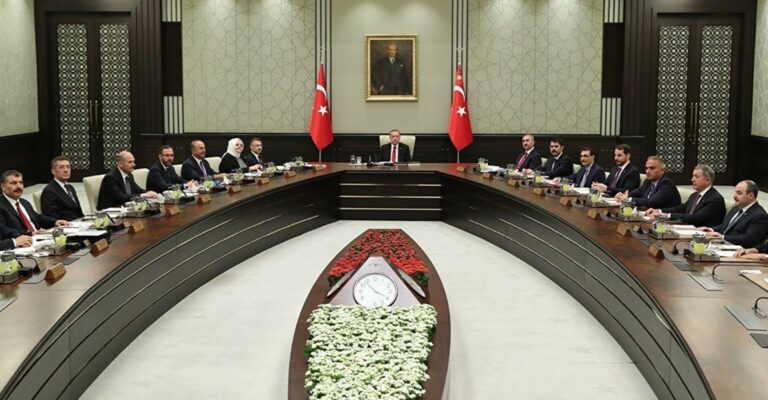 Kabine toplanıyor: Yeni Kovid-19 önlemleri gündemde