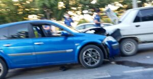 Şanlıurfa’da 4 araç birbirine girdi!