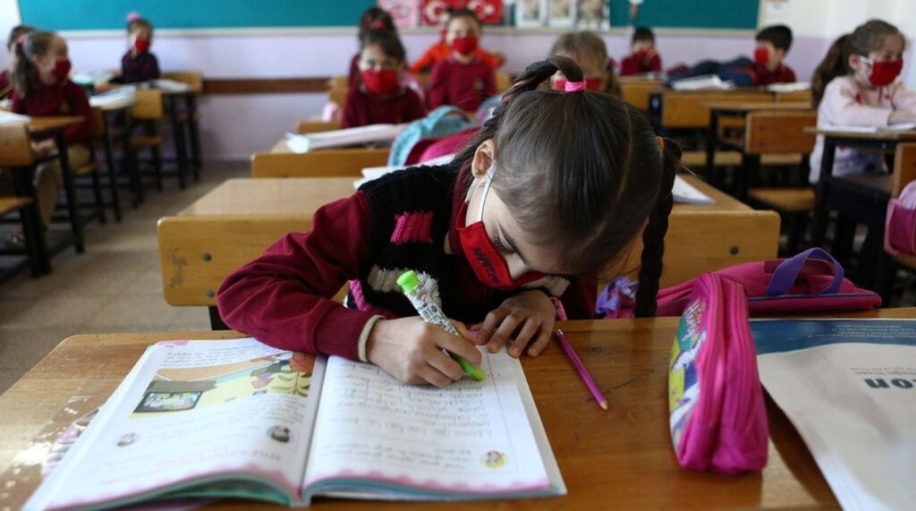 Şanlıurfa’da 697 bin öğrenci okula başladı