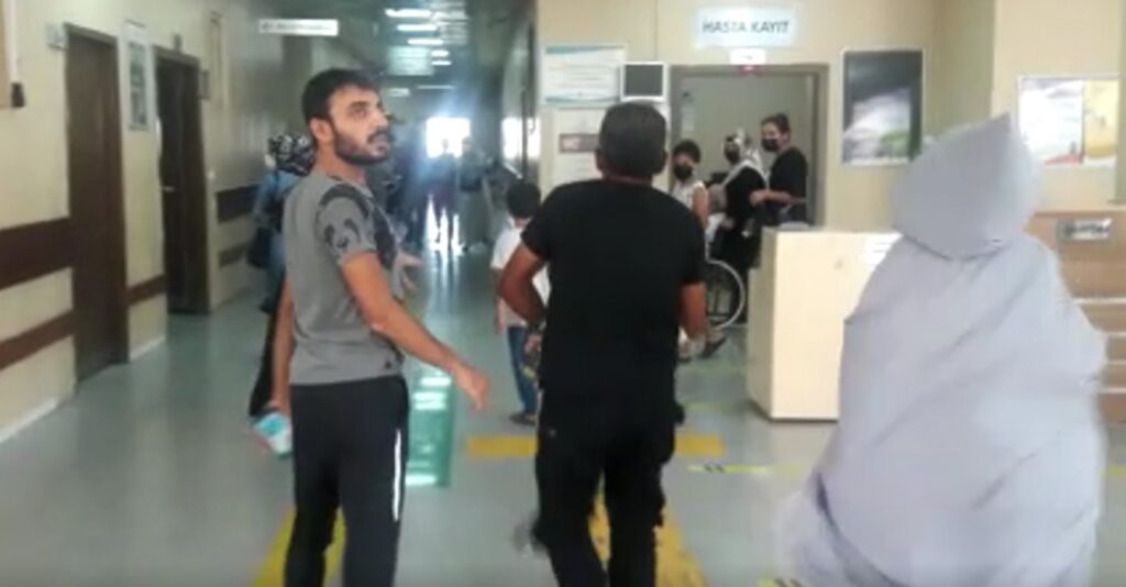 Şanlıurfa’da bir araç 3 çocuğa birden çarptı