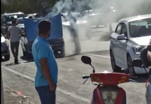 Şanlıurfa’da seyir halindeki araç bir anda alev aldı