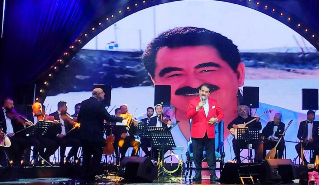 Tatlıses, yıllar sonra sahnede