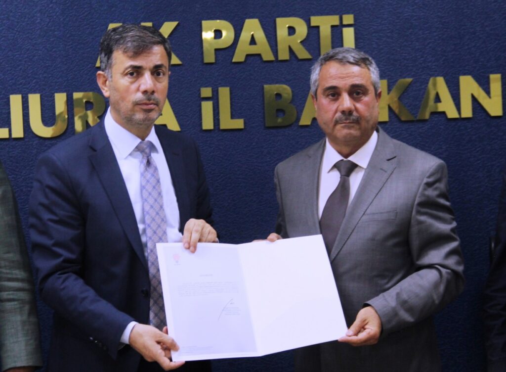 Ceylanpınar ilçe başkanı Doğantekin mazbatasını aldı