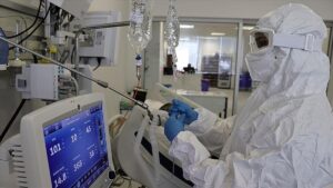 Türkiye’de son 24 saatte 22 bin 923 kişinin testi pozitif çıktı, 259 kişi hayatını kaybetti