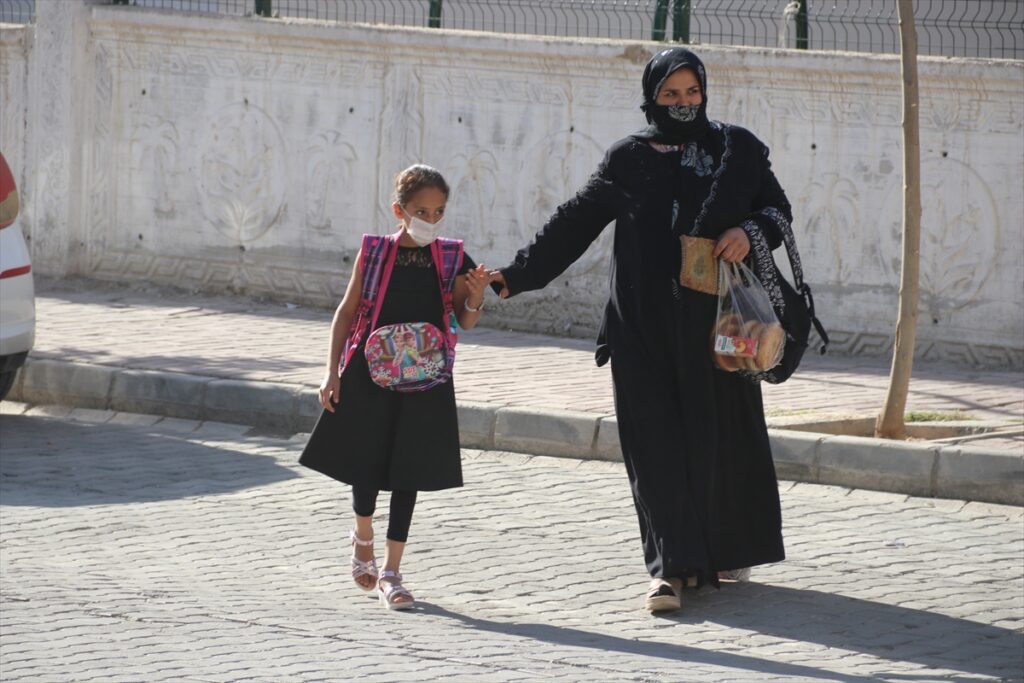 Güneydoğu’da öğrenciler ders başı yaptı