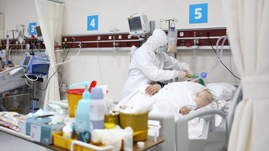 Türkiye’de 23 bin 914 kişinin Kovid-19 testi pozitif çıktı, 262 kişi hayatını kaybetti