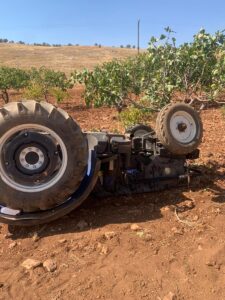 Şanlıurfa’da traktör devrildi: 1 yaralı