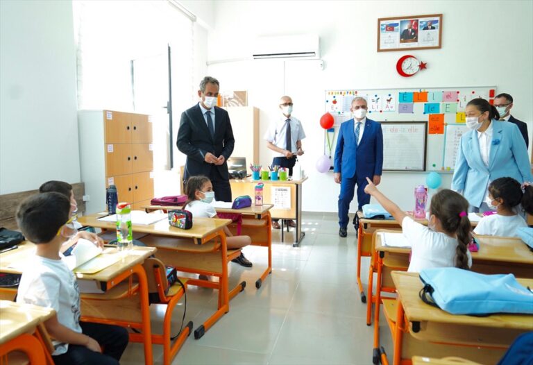 Milli Eğitim Bakanı Özer: “Okullar ilk açılan ve en son kapanan yerler olmak durumundadır”