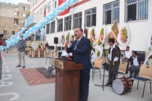 Şanlıurfa’da hayırseverlerin katkılarıyla yaptırılan okullar eğitime açıldı