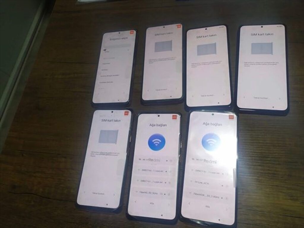 Ceylanpınar Gümrük Kapısı’nda kaçak cep telefonu ve sigara ele geçirildi