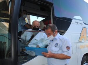 Şanlıurfa’da zabıta ekipleri, yolcu otobüslerinde denetim gerçekleştirdi