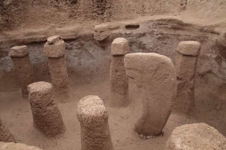 Karahantepe’deki insan betimlemeleri ve 3 boyutlu heykeller tarihe ışık tutacak