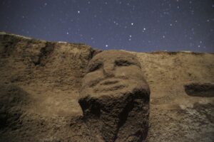 Neolitik dönemin önemli merkezi Karahantepe’de gece