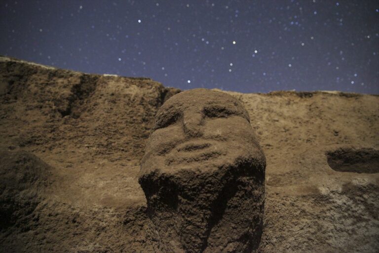 Neolitik dönemin önemli merkezi Karahantepe’de gece