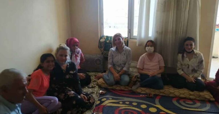 CHP Kadın Kolları Urfa’da Saha Çalışmalarını Sürdürüyor